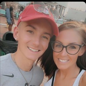 Meet your Posher, Caleb